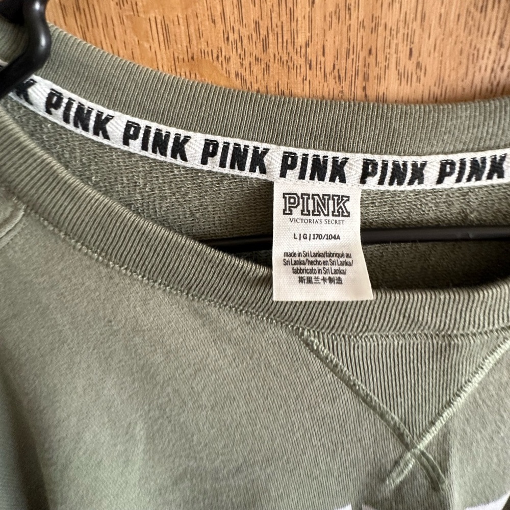 Cute olive green crewneck - Picture 2 of 2